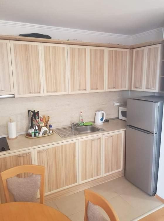 Appartement Aniko Apartman à Sveti Vlas Extérieur photo