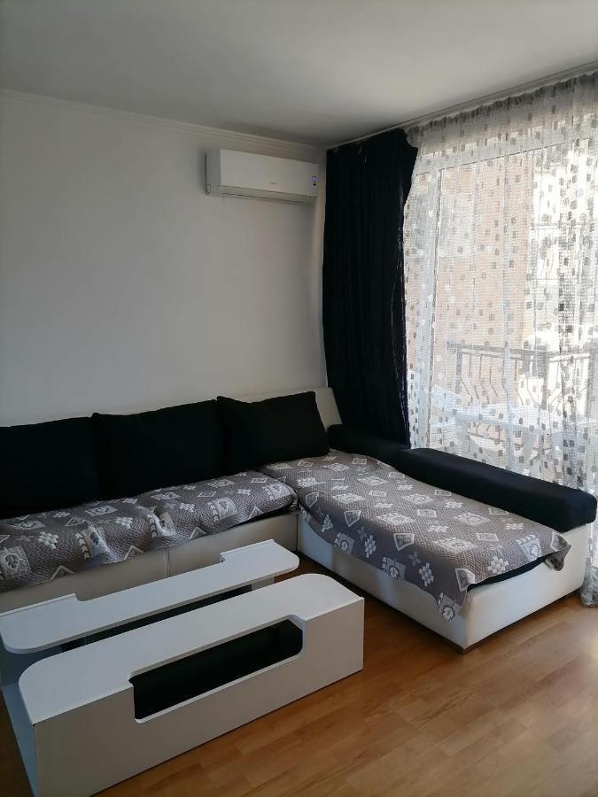 Appartement Aniko Apartman à Sveti Vlas Extérieur photo